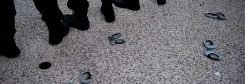 Journal 12h - La police, en colère, a manifesté hier à Roubaix et...