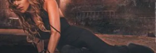 Hélène Ségara sur Mona FM pour sa tournée "Karma Tour" en 2021