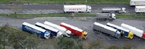 Journal 12h - Un réseau de vols contre des poids lourds démantelé...
