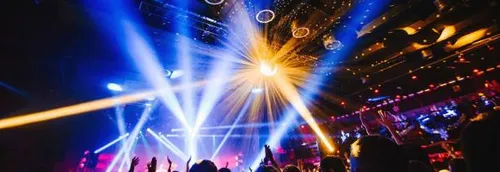 Journal 9h - La réouverture des discothèques se profile, le 9...