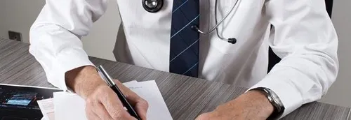 Journal 12h - Les médecins vont recevoir la liste de leurs patients...