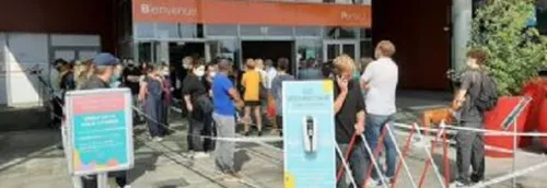 Journal 12h - Vaccinobus et centres commerciaux, pour se faire...