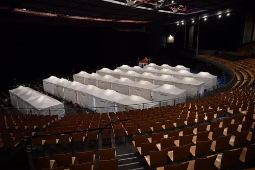 Journal 9h - Le plus grand vaccinodrome de la région va fermer demain