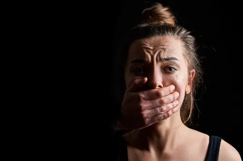 Journal 12h - Plusieurs conjoints violents arrêtés dans le Pas de...