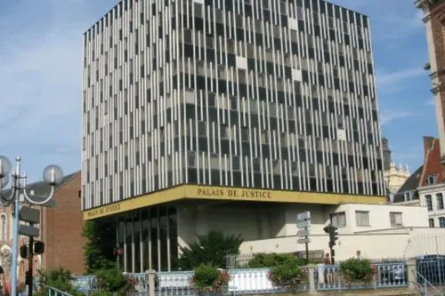 Journal 9h - Le procès du meurtre d'Angélique devant les Assises du...