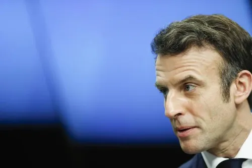 Journal 12h - Emmanuel Macron donnera son 1er meeting de campagne...