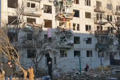 Journal 12h - Emmanuel Macron convoque un Conseil de défense, alors...