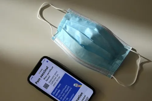 Journal 12h - Plusieurs allègements sanitaires significatifs, à...