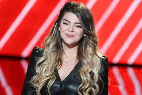 CAROLINE COSTA est en finale de The Voice - Elle nous en parle