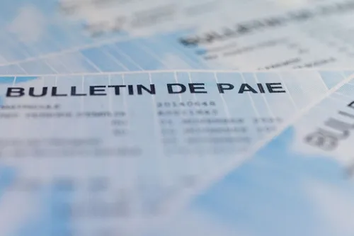 Journal 12h - Les salaires des fonctionnaires vont augmenter de...