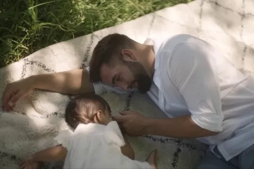 Kendji nous présente Eva son nouveau single sur Mona FM