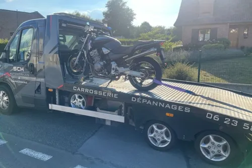 Journal 12h - Un motard contrôlé à 151km/h au lieu de 80 dans le Nord