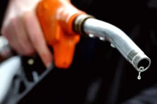 Journal 9h - La situation reste tendue à la pompe, dans les Hauts...