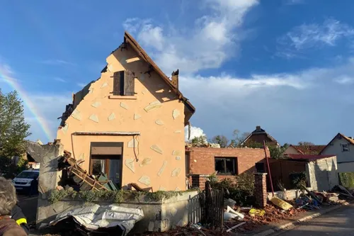 Journal 12h - Près de 200 habitants de Bihucourt vont devoir être...