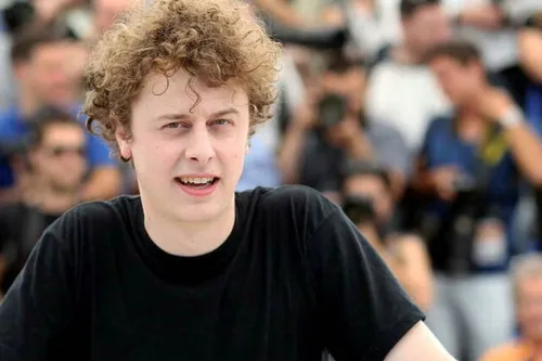 Journal 9h - 1è nuit en garde à vue pour Norman, le youtubeur...