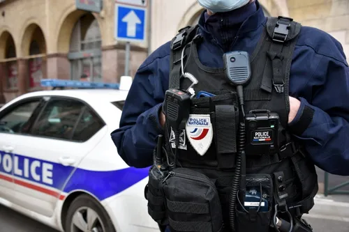 Journal 9h - Gros dispositif de sécurité en France et dans la...