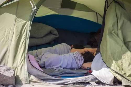 Journal 9h - Près de 2000 enfants sont à la rue en France, 218 dans...