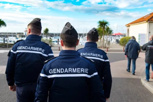 Journal 12h - 8 nouvelles brigades de gendarmerie dans le Nord et...