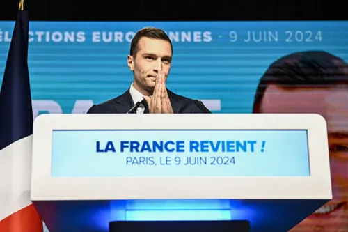 Journal 7h - Le RN largement en tête des élections européennes hier...