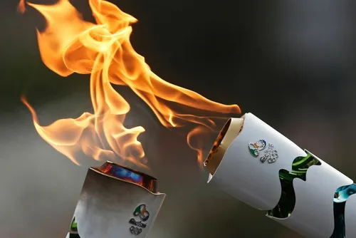 Journal 7h - Le relais de la flamme olympique arrive dans le Nord !
