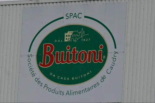 Journal 12h - Nestlé France mise en examen, après l'affaire des...