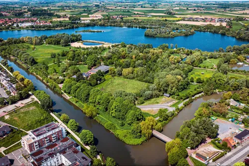 Journal 7h - La base des Prés du Hem est restée fermée hier à...