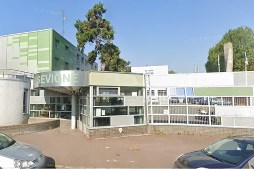 Journal 7h - Une enseignante agressée par une élève, dans un lycée...