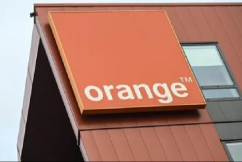 Journal 9h - 80 000 clients Orange privés de réseau téléphone et...