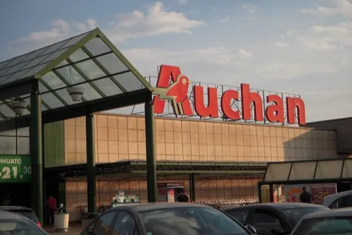 Journal 9h - Un plan social annoncé chez Auchan la semaine prochaine?