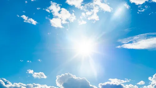 UVA, UVB... SPF 30 ou 50... Comment s'y retrouver ? On fait le point !