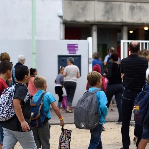 Pourquoi la rentrée se fait-elle un 3 janvier ?