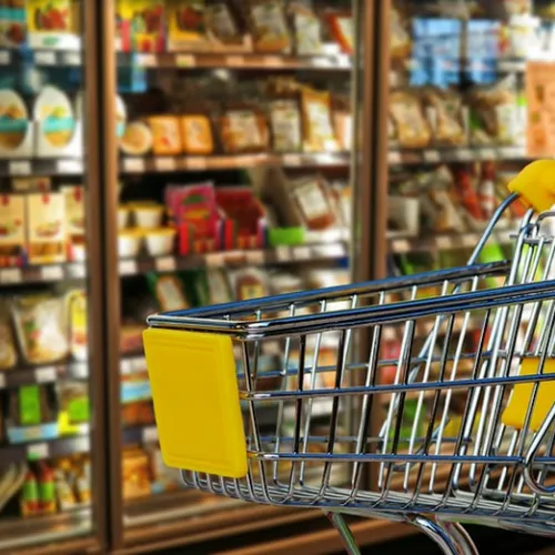 Que valent les « paniers anti-inflation » des grandes surfaces ?