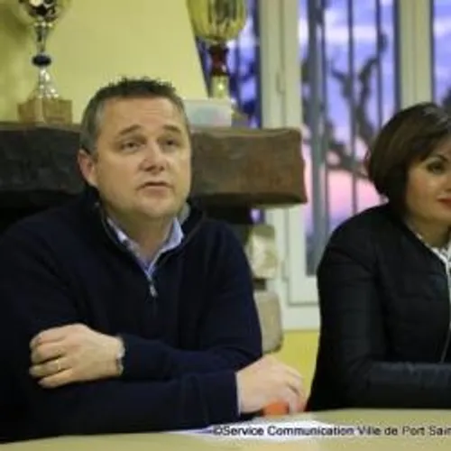 Le Maire de Port Saint Louis, Martial Alvarez avec les plaisanciers...