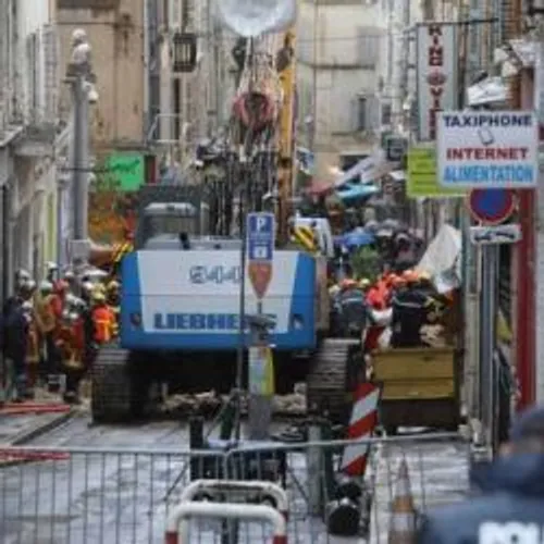 [faits divers - Marseille]: Effondrements d'immeubles à Marseille :...