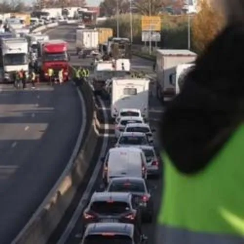 [ECONOMIE-ARLES]Gilets jaunes : à Arles, l'économie locale est dans...