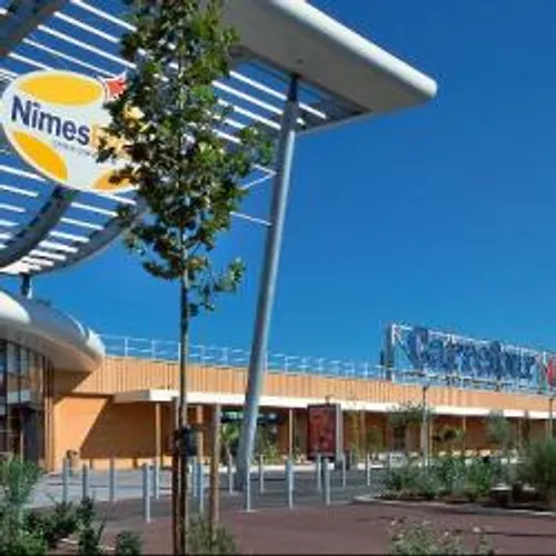 [ INFO - NîMES ] SCENES DE PILLAGES ET VIOLENCES DANS LES GALERIES,...