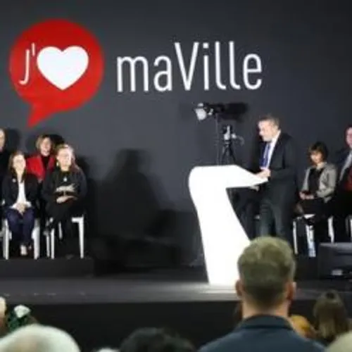 [POLITIQUE - REGION]: Port-Saint-Louis-du-Rhône : Martial Alvarez...