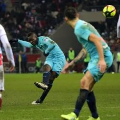 [FOOTBALL - ECONOMIE]: Salaires des joueurs de Ligue 1 : huit...