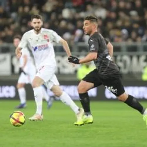 [ SPORT -FOOTBALL ] LIGUE 1 : le Nîmes Olympique s'incline à Amiens...