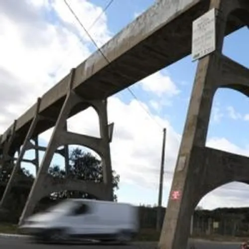 [SOCIETE]: Pays d'Arles : les agriculteurs du canal de la Haute...