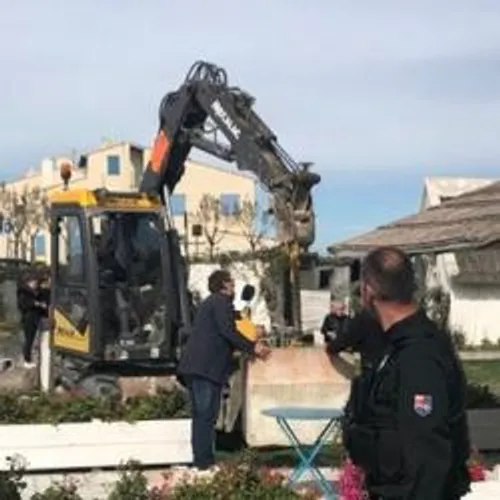 [ JUSTICE - SAINTES MARIES DE LA MER ] Sylvette a été expulsée de...