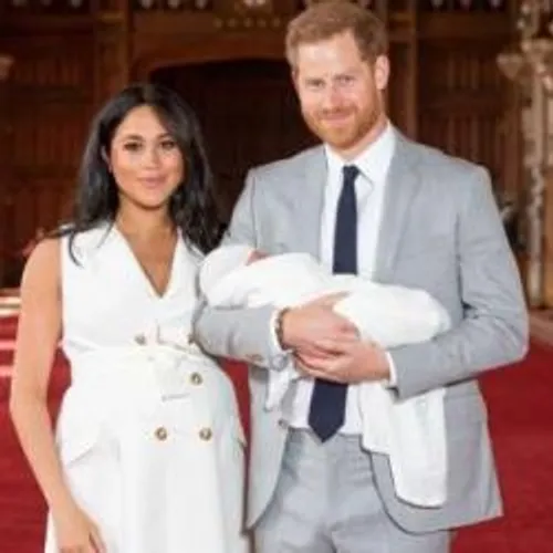 [ PEOPLE - INTERNATIONAL ]  MEGHAN ET HARRY PARENTS: LES TOUTES...