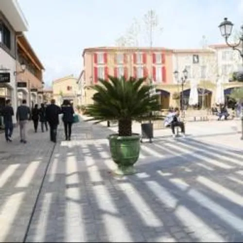 [ EMPLOI - MIRAMAS ] JOB DATING AU VILLAGE DES MARQUES DE MIRAMAS.