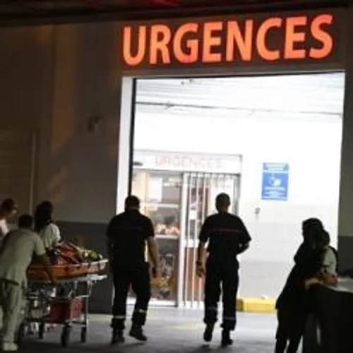 [ GREVE - NIMES ] LES SERVICES D'URGENCE AU BORD DE LA CRISE DE NERF.