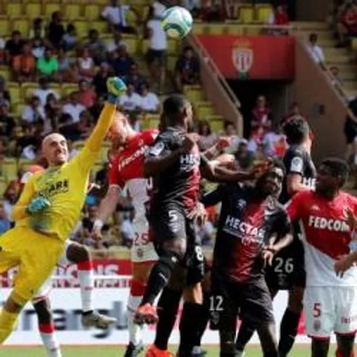 [ SPORT - FOOTBALL ] Nîmes s'incline 3-1 en amical à Monaco