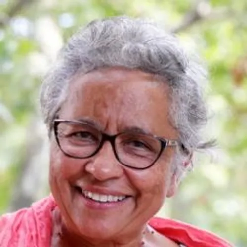 [POLITIQUE - ARLES]: la députée Monica Michel en marche vers la...