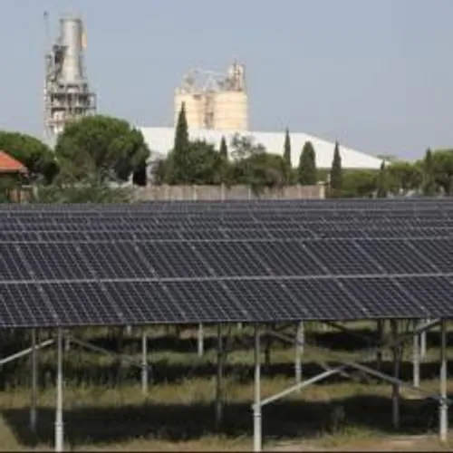 [ECOLOGIE]: Arles : une centrale photovoltaïque en route à...