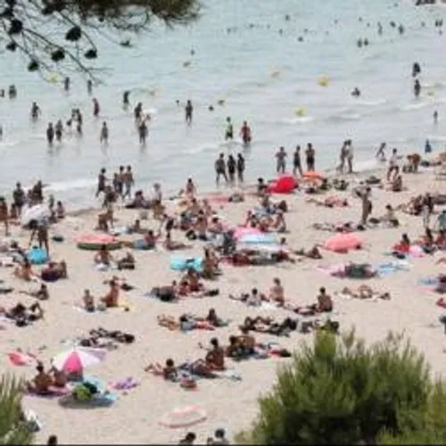 [ TOURISME - MARTIGUES ] Une fréquentation en retrait, des leçons à...