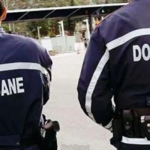 [ FAIT DIVERS - ARLES ] GROSS SAISIE DE 571KG DE CANNABIS SUR...