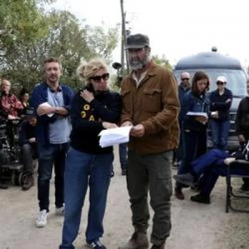 [SORTIES - LOISIRS]:Arles : sur le tournage du "Voyageur" avec Eric...